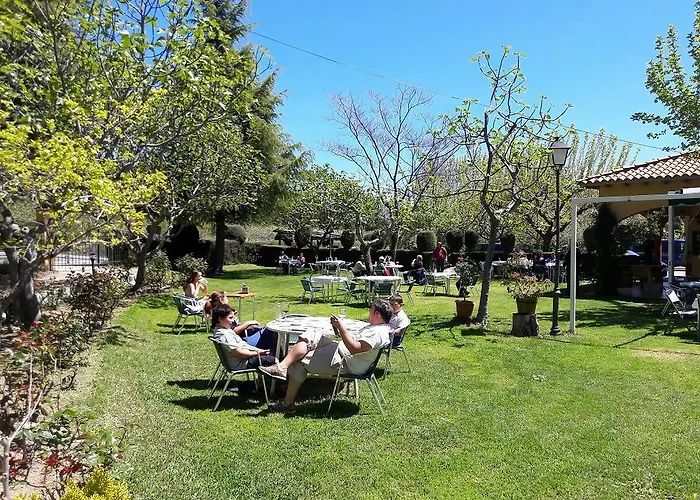 Cabañas-bungalows-camping La Vera