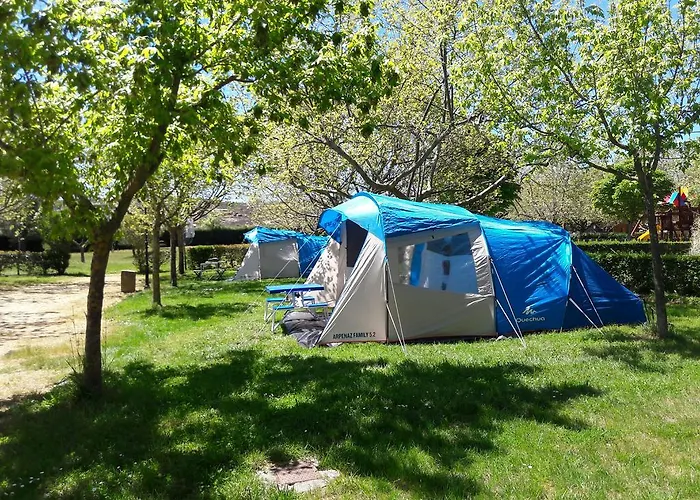 Cabañas-bungalows-camping La Vera