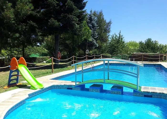 Resort Cabañas-bungalows-camping La Vera 3*