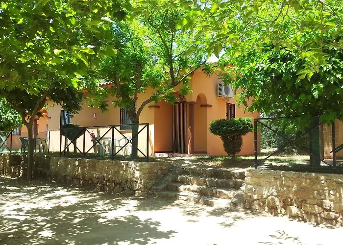 Cabañas-bungalows-camping La Vera Resort 3*